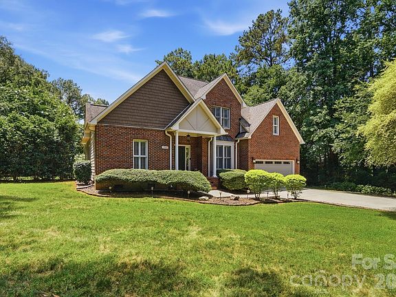 4th image of 1341 Leland Ct