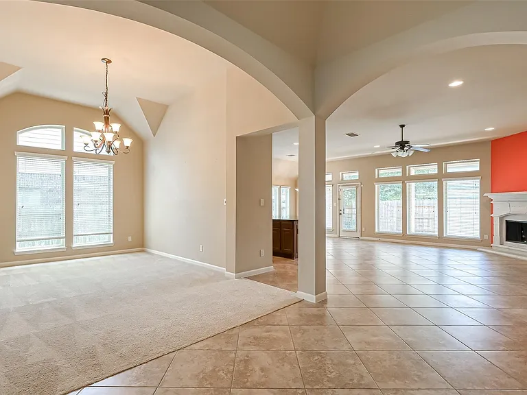 6206 Falling Briar Ln — Photo 12