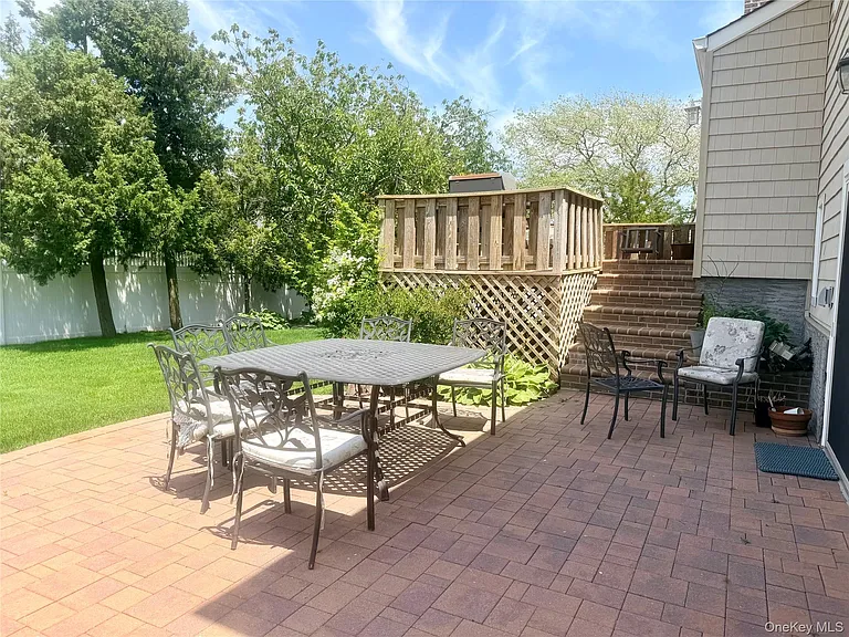 821 Channel Rd — Photo 14