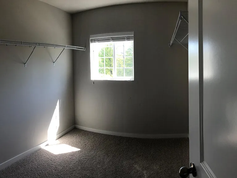 8211 49th St NE — Photo 14