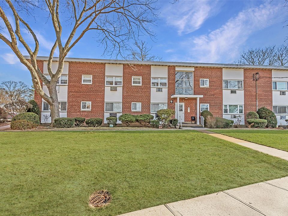 1st image of 125 Hempstead Gardens Drive #B-1C