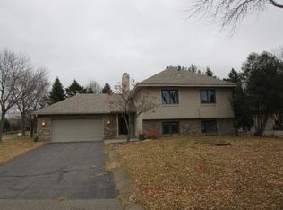 8521 Jeffery Ave S, Cottage Grove, MN 55016