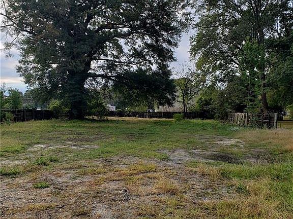 New Construction To Be Built, approximately 6 month build time. This lovely home offers as standard a crawlspace with brick skirt, gutters and downspouts, private and large back yard with deck, one car attached garage with vehicle door opener, and more!