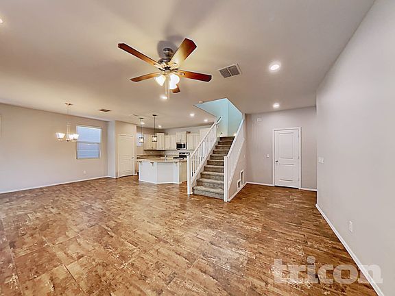 3rd image of 11690 N 166th Dr