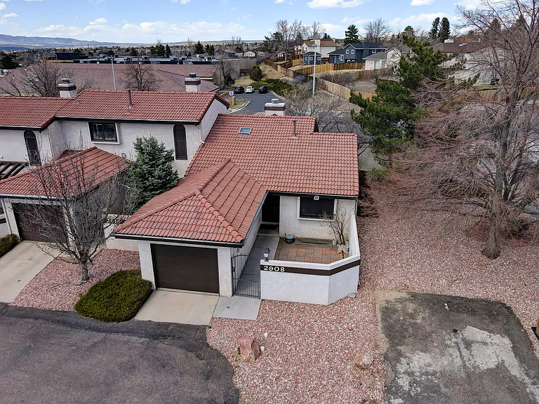 2908 Camino Cielo Ct — Photo 37
