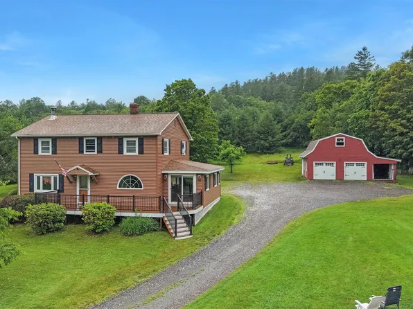 5131 Main Road, Stamford, VT 05352