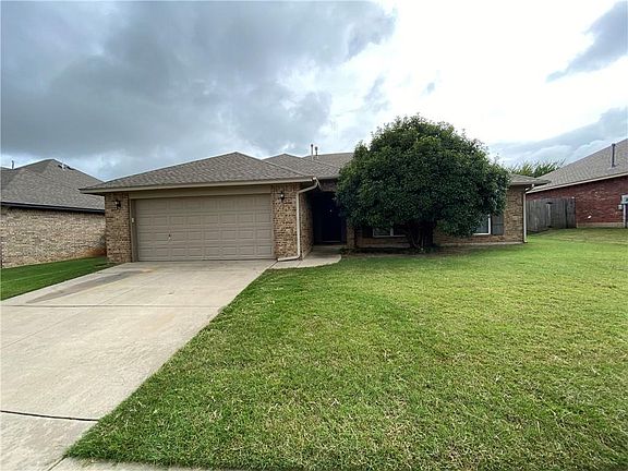 2nd image of 11304 NW 102nd St
