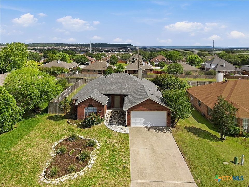 1st image of 2311 Creek Dr