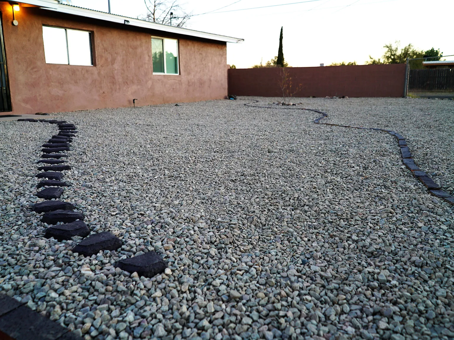 4002 N Fontana Avenue — Photo 3