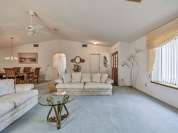 5th image of 721 N Sunland Dr
