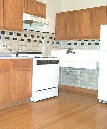 4th image of 3249 W Evergreen Ave #3F