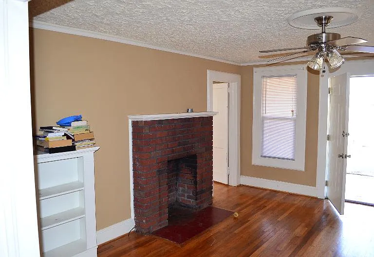 1511 Easley Bridge Rd — Photo 9