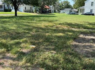 210 S Silver St, Paola, KS 66071