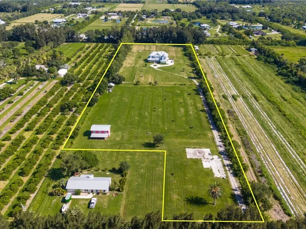 7000 33rd St, Vero Beach, FL 32966