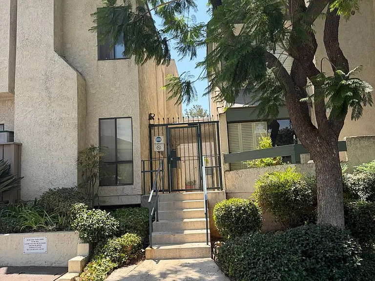 1734 N Verdugo Rd #6 — Photo 1