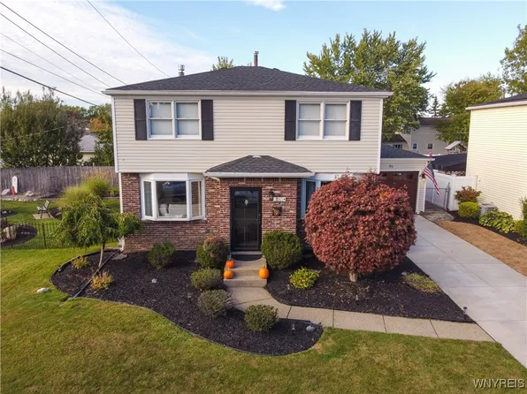 85 Rondelay Dr, Buffalo, NY 14227