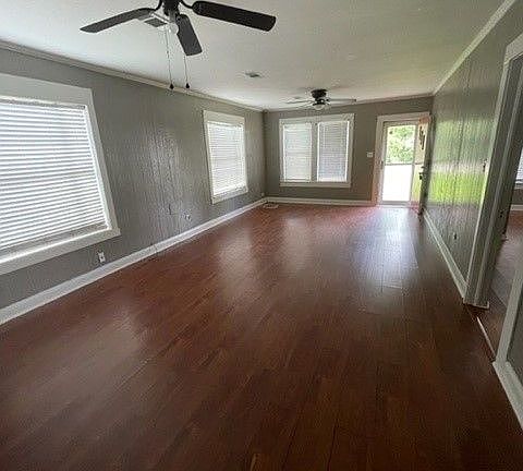 3rd image of 1026 Wagner St