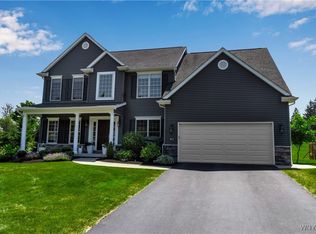 4812 California Rd, Orchard Park, NY 14127