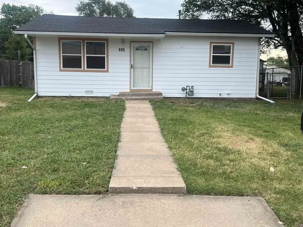 212 S Broadway St, Udall, KS 67146