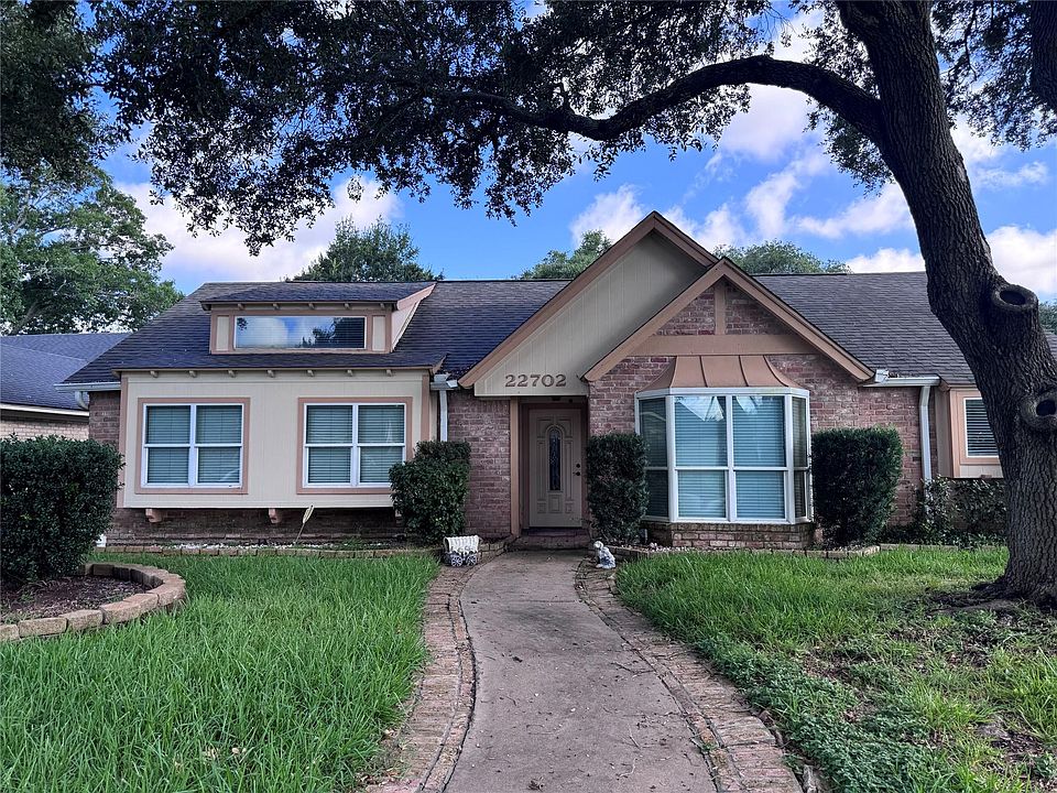 1st image of 22702 Indian Ridge Dr