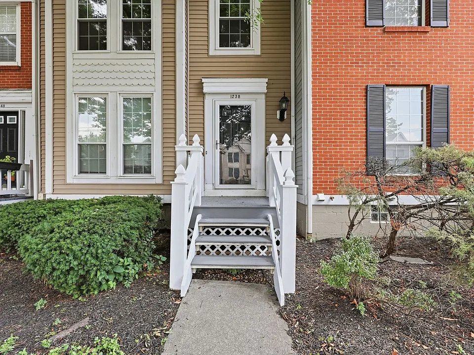 1238 Michigan Ave