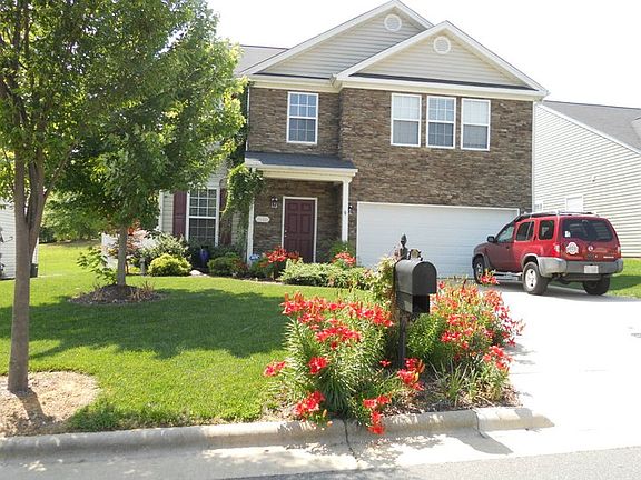 2nd image of 4206 Pepperbush Dr