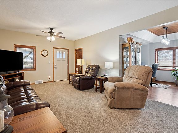 5th image of 18002 240th St