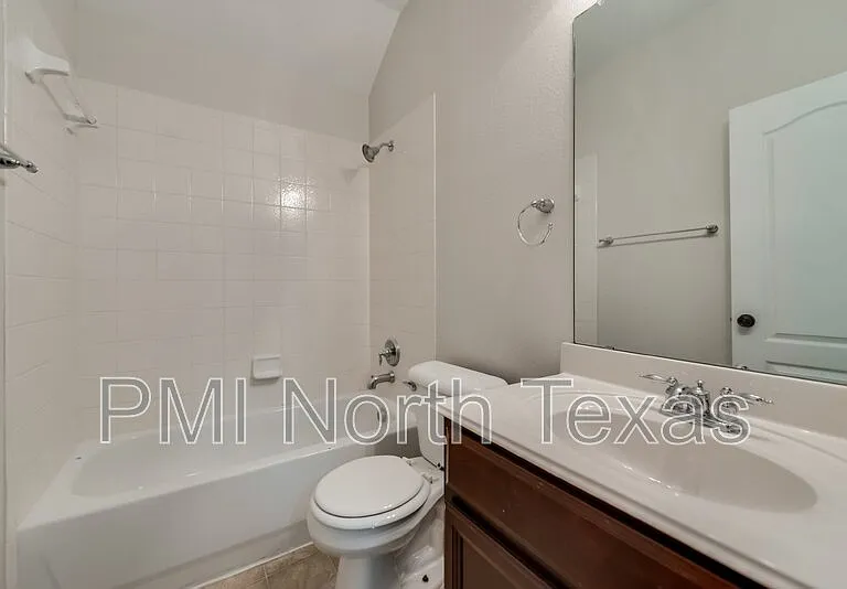 8420 Sonnet Dr — Photo 11