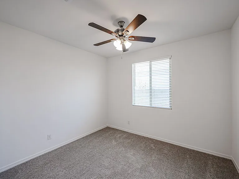 5633 W McNeil St — Photo 12