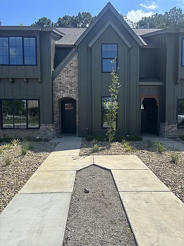 1330 Twelve Oaks Ln #1 Photo 1 1330 Twelve Oaks Ln #1 Photo 1