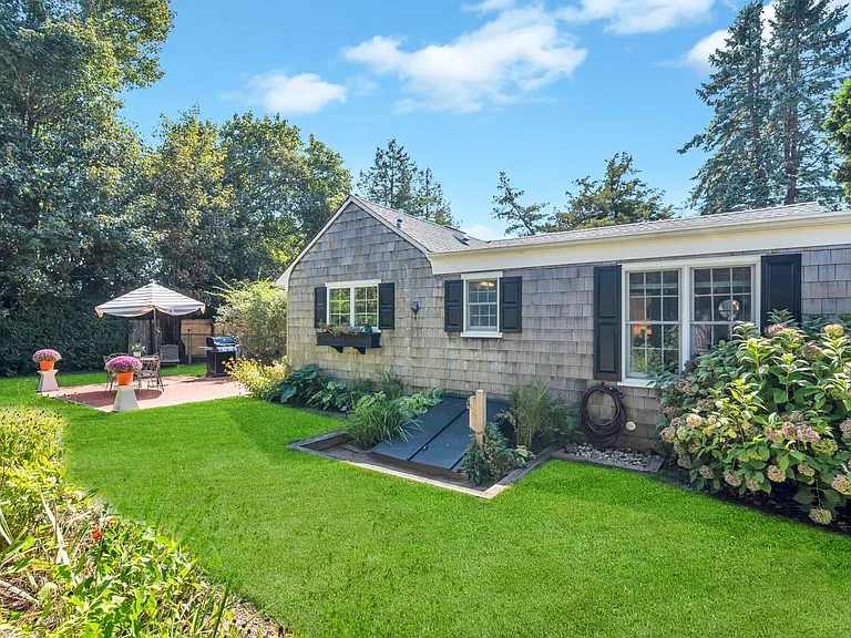306 Montauk Hwy — Photo 27
