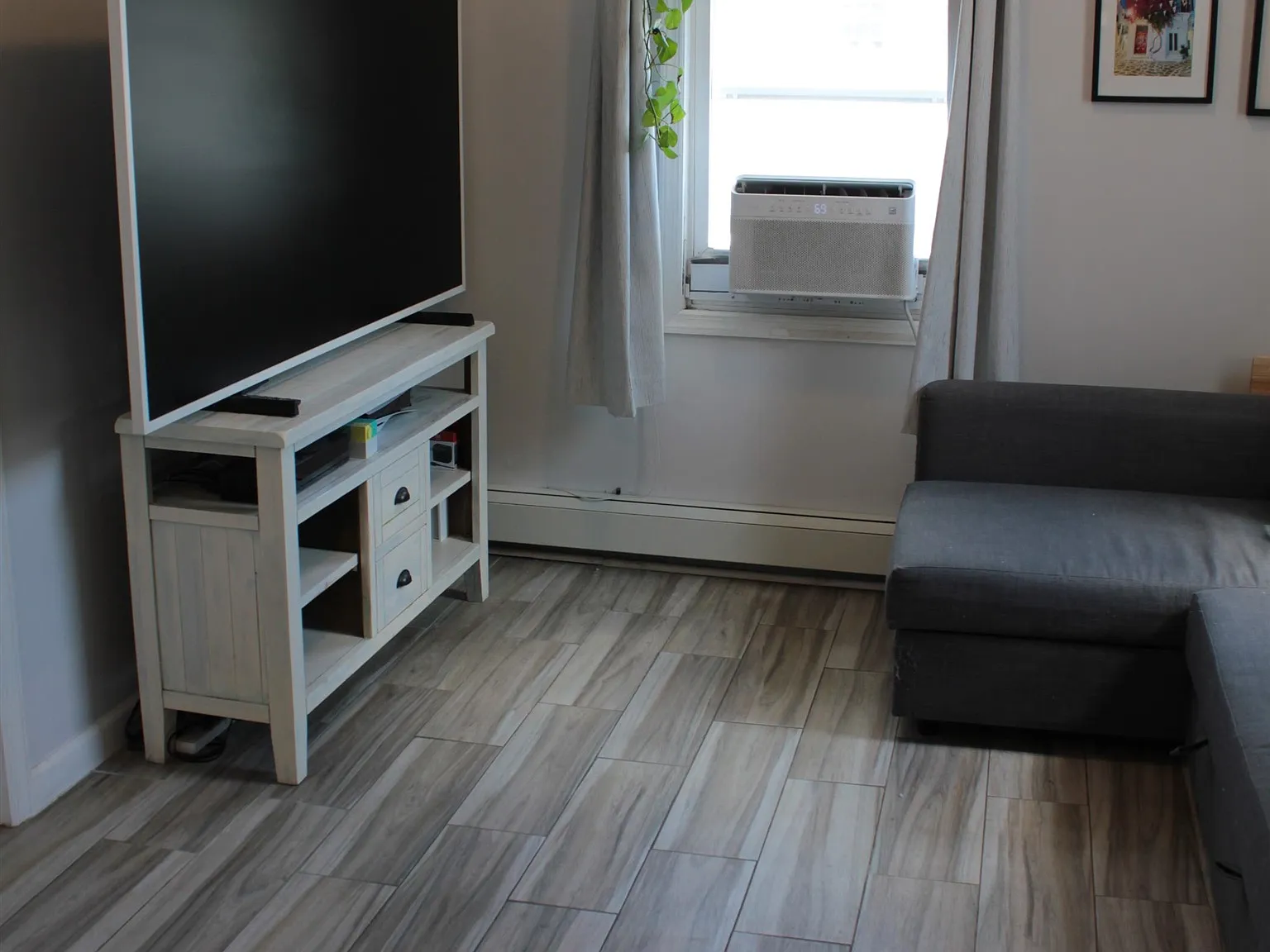 2 bed, 1.0 bath, 622 sqft, $2,400 — Photo 4