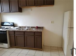 1644 W 82nd St #1, Chicago, IL 60620