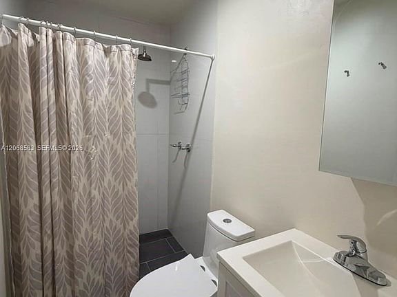 4th image of 1725 SW 32nd St #0