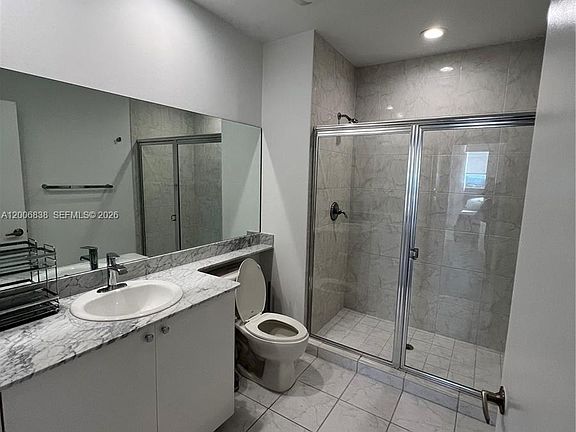4th image of 18800 NE 29th Ave #Penthouse 25