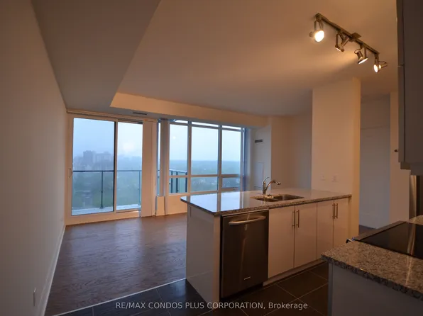 825 Church St Unit 2303, Toronto, ON M4W 3Z4