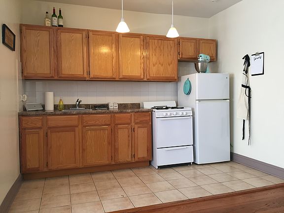 2nd image of 4538 N Clark St APT 302