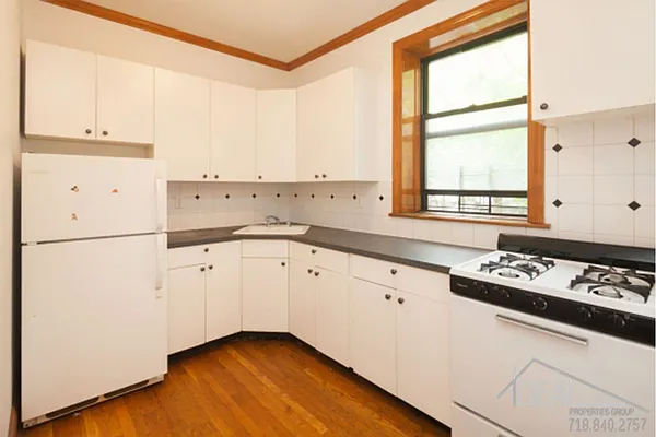 Rented by Ideal Properties Group | media 16