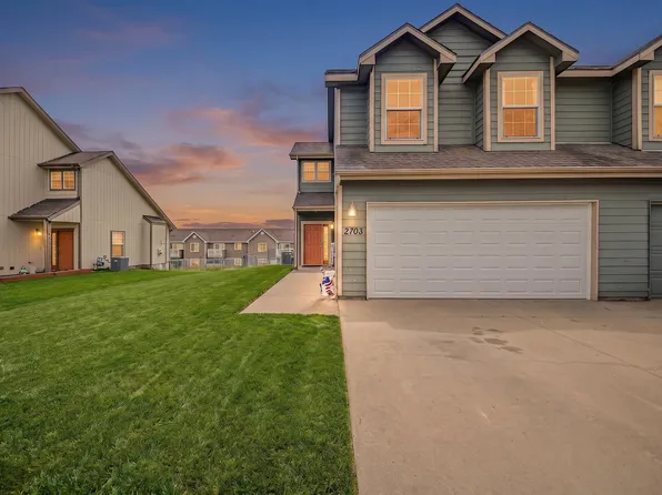 2703 Kathie Dr, Junction City, KS 66441