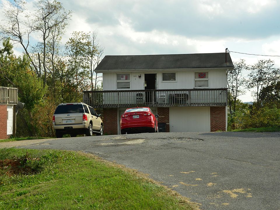 2nd image of 1617 Arbor Pl