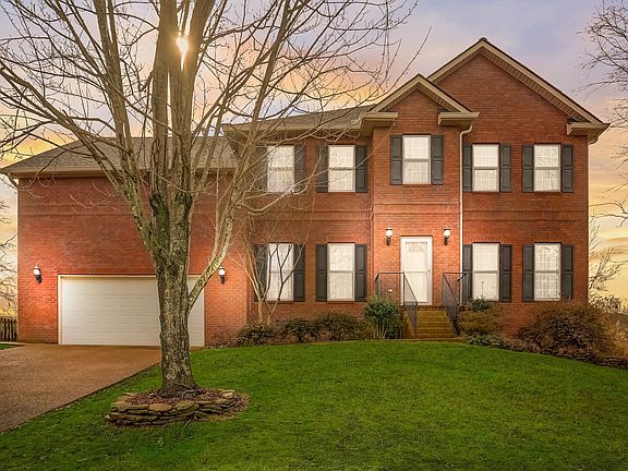 2nd image of 2823 Tweed Pl