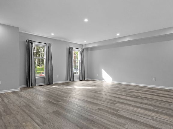 Lounge/Living Room