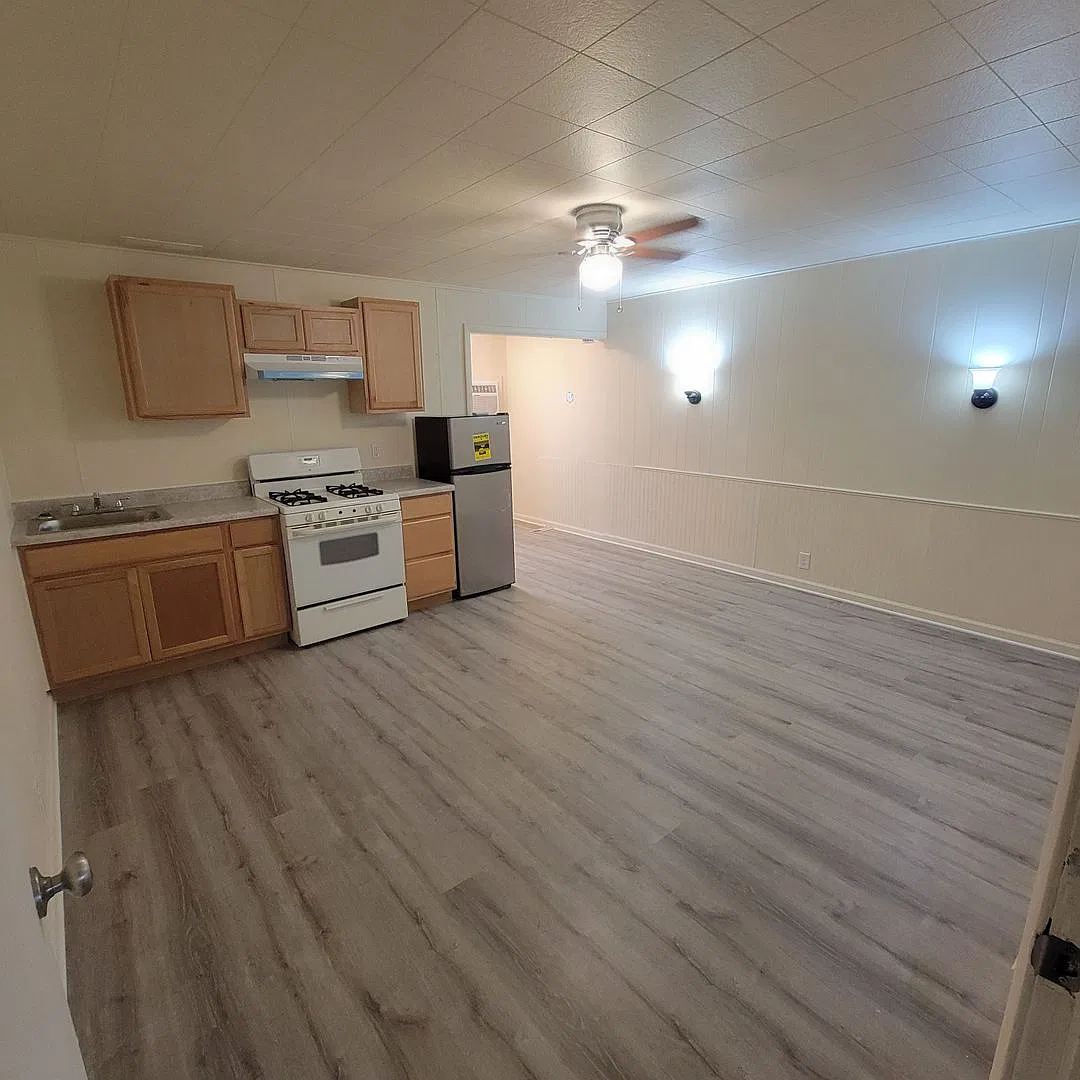Apartments for Rent 110 Alderson St, Sloan, IA — Photo 1