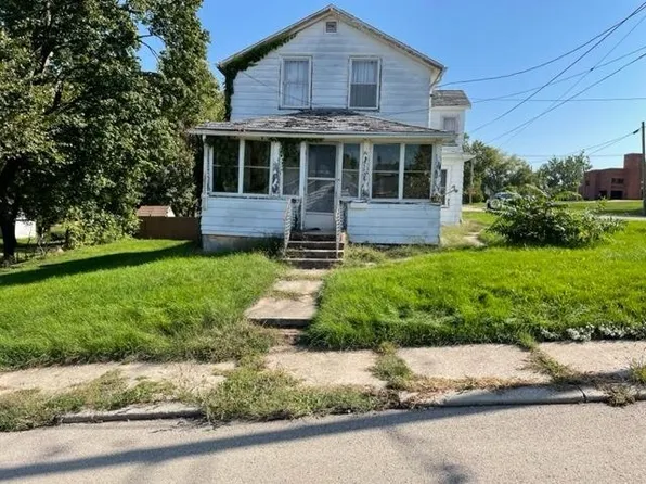 524 Madison Ave, Dixon, IL 61021