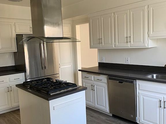 2nd image of 1900 Glendon Ave APT 301
