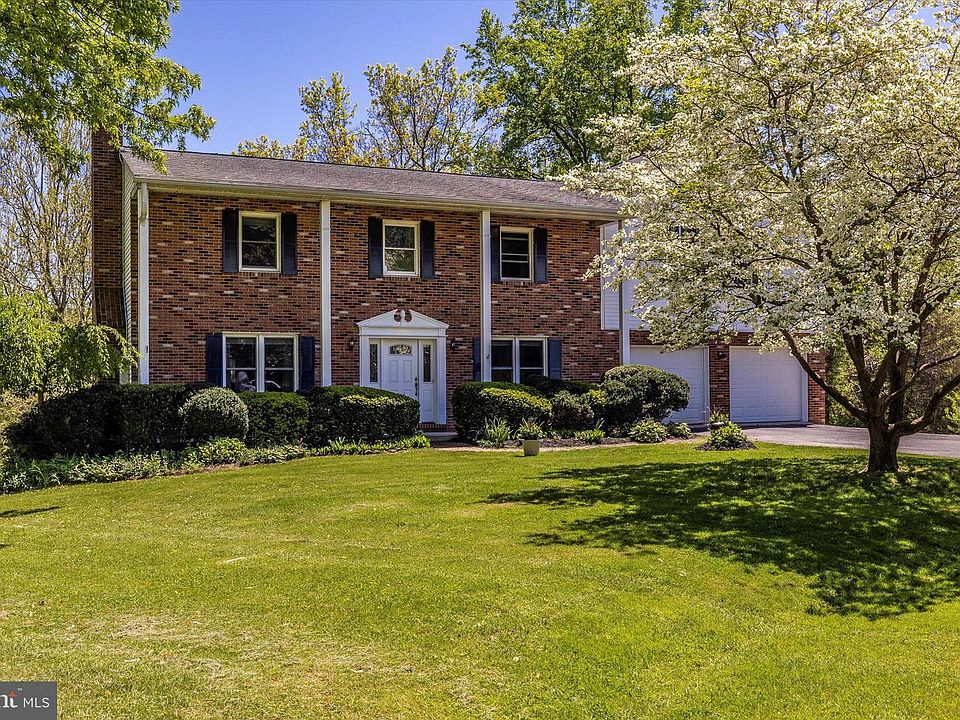 1st image of 3701 Blueberry Dr