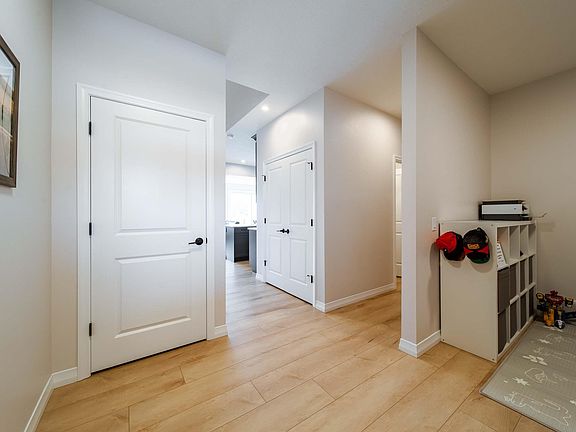 4th image of 21035 128th Ave NW