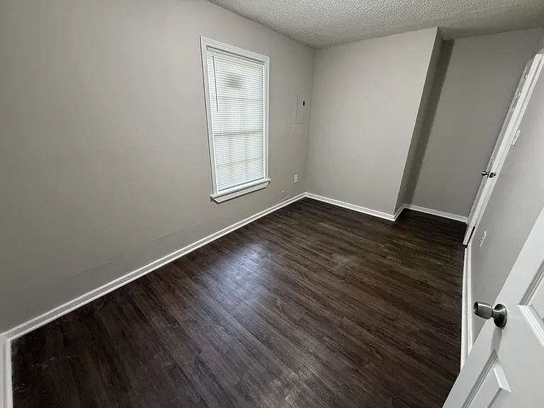 2156 Ethlyn Ave — Photo 19