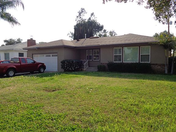 2nd image of 3140 Acacia Ave