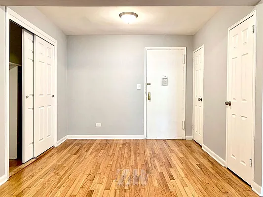 Rented by Zjama Realty Corp | media 6